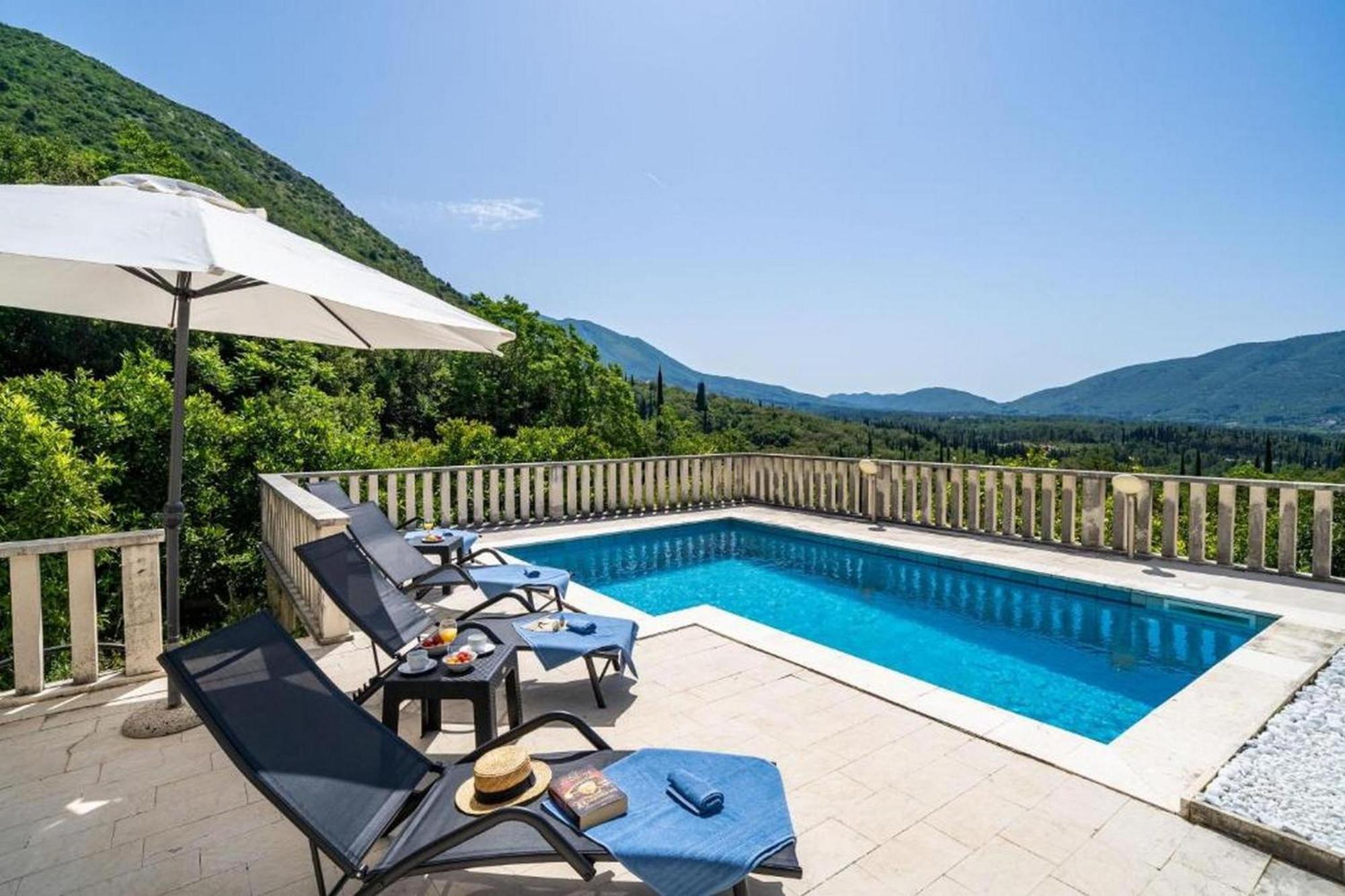 Three Bedroom Villa Surrounded By Nature With Pool Gruda Zewnętrze zdjęcie