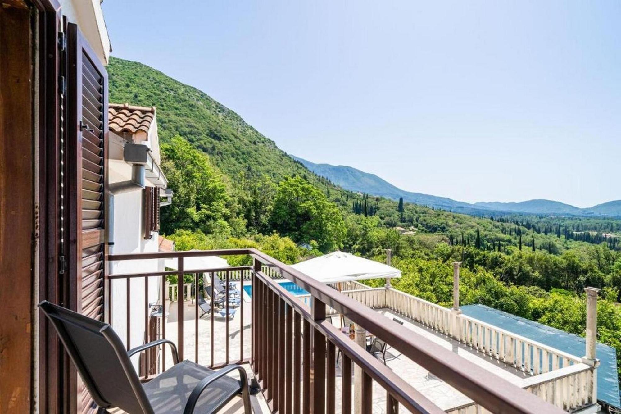 Three Bedroom Villa Surrounded By Nature With Pool Gruda Zewnętrze zdjęcie