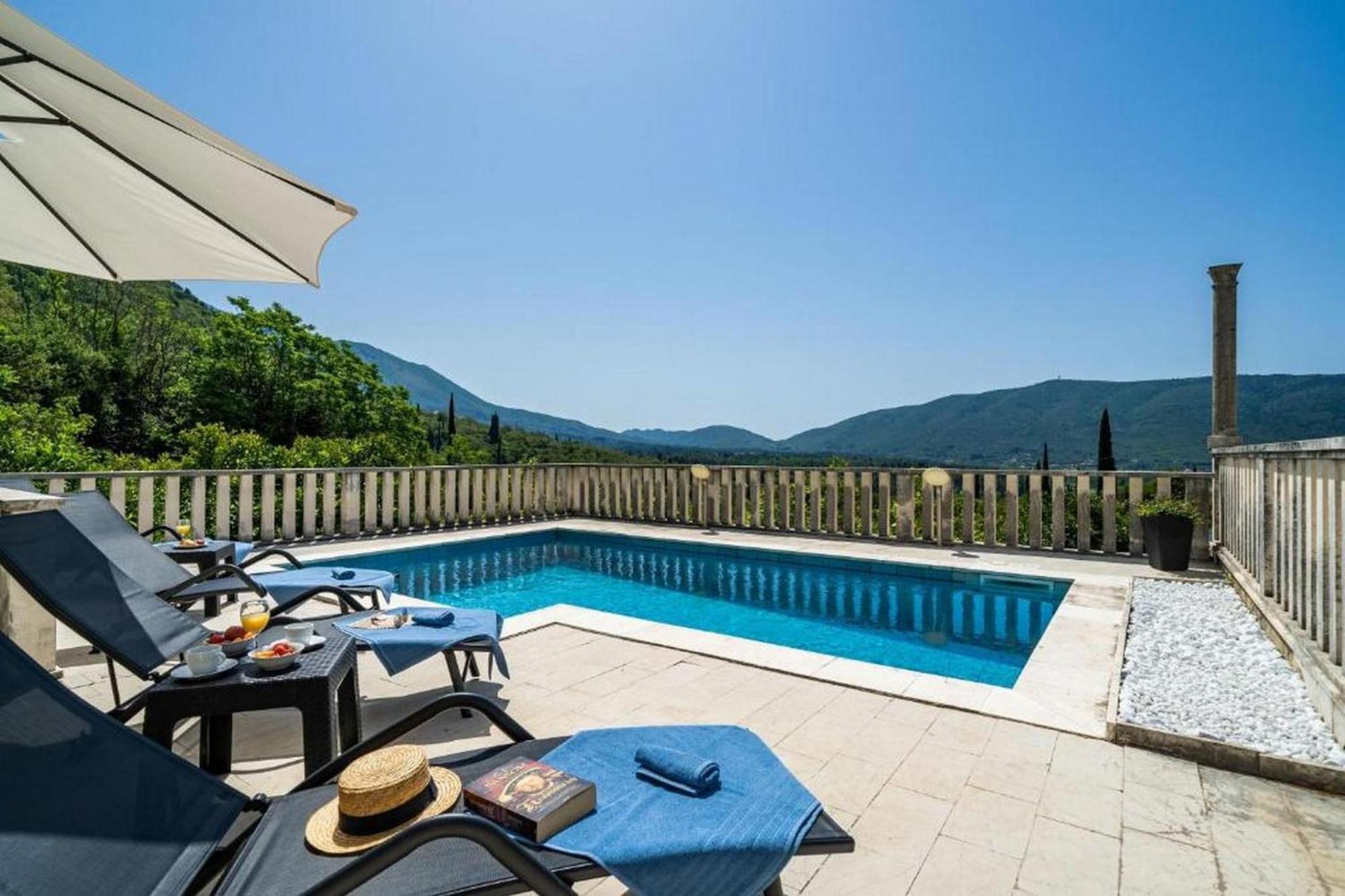 Three Bedroom Villa Surrounded By Nature With Pool Gruda Zewnętrze zdjęcie